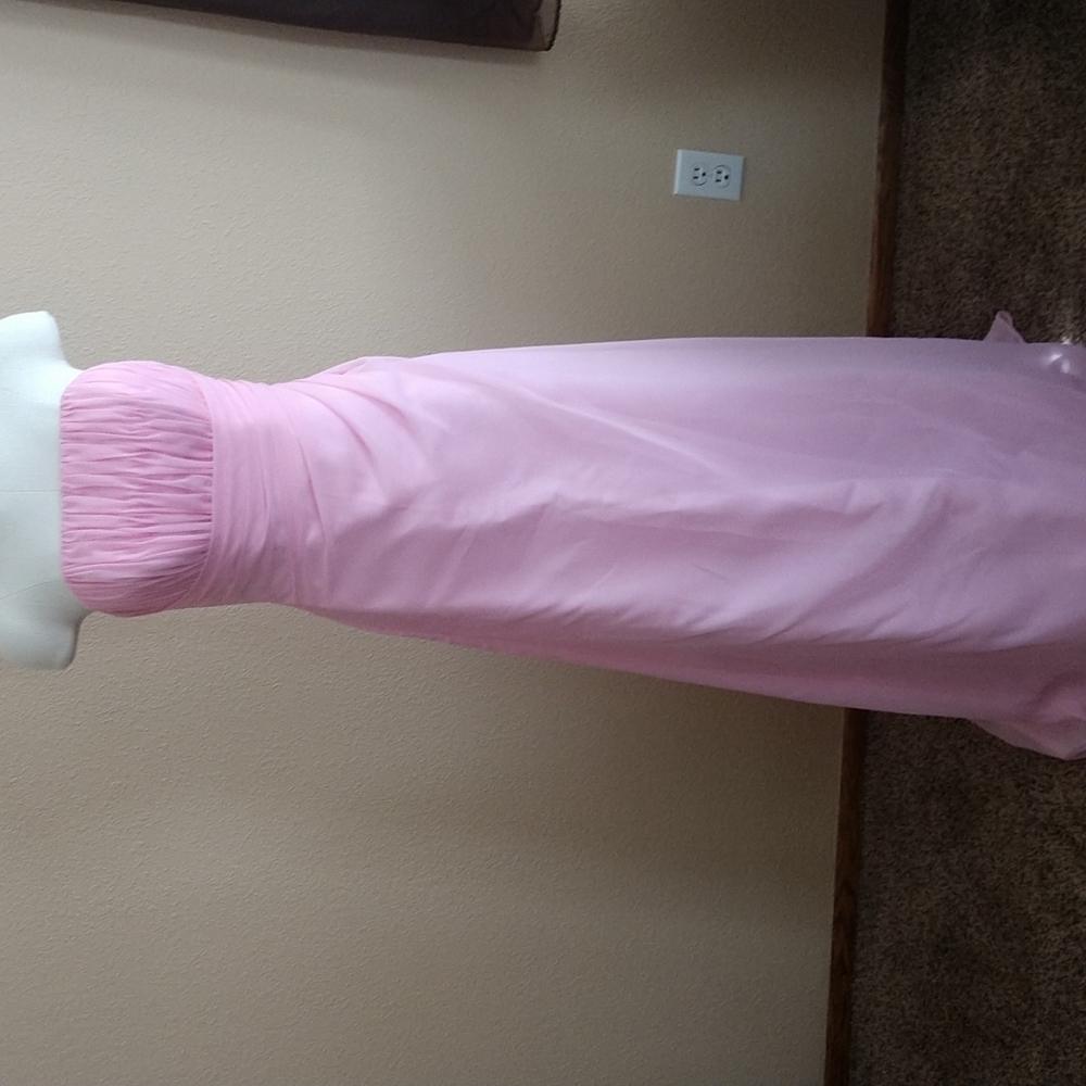 MaryLee Pink Formal Dress Size 8